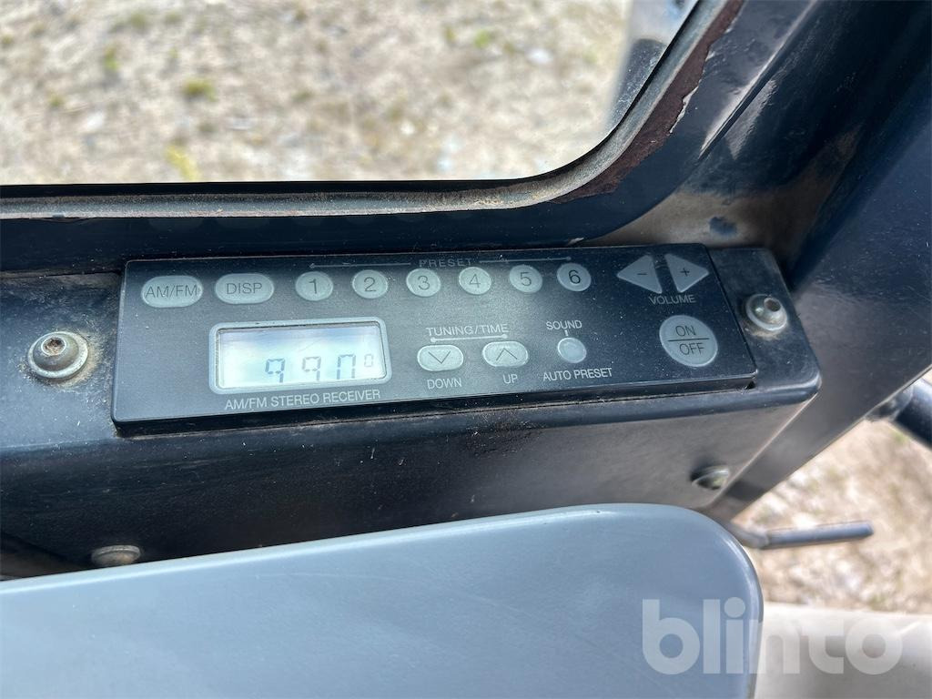 Bager gusjeničar Hitachi: slika Bager gusjeničar Hitachi