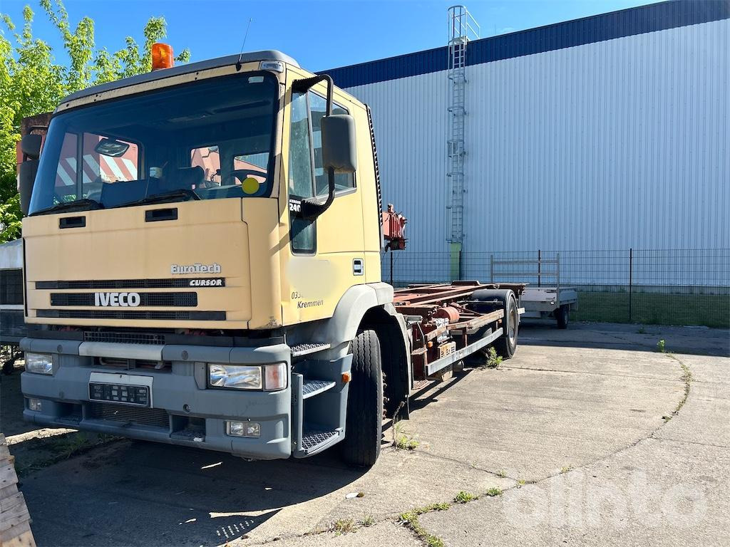 Iveco Euro Tech 240 - Transporter kontejnera/ Kamion s izmjenjivim sanducima, Kamion s kranom: slika Iveco Euro Tech 240 - Transporter kontejnera/ Kamion s izmjenjivim sanducima, Kamion s kranom Iveco Euro Tech 240 - Transporter kontejnera/ Kamion s izmjenjivim sanducima, Kamion s kranom: slika Iveco Euro Tech 240 - Transporter kontejnera/ Kamion s izmjenjivim sanducima, Kamion s kranom