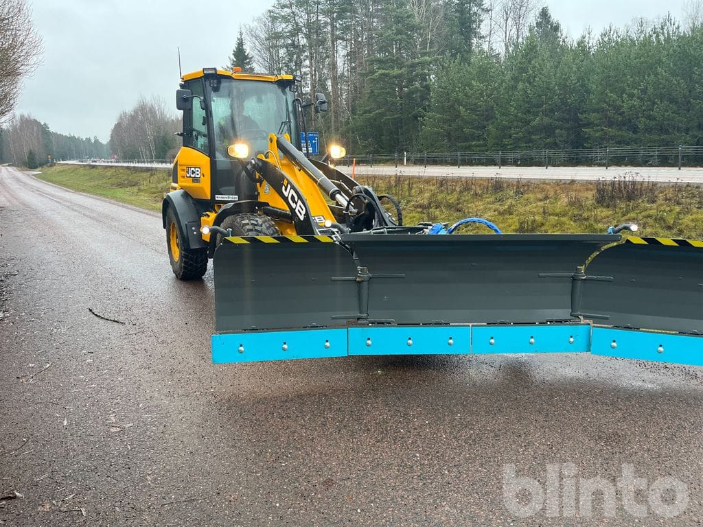 JCB 409 Nordic Edition Stage V - Utovarivač na kotačima: slika JCB 409 Nordic Edition Stage V - Utovarivač na kotačima JCB 409 Nordic Edition Stage V - Utovarivač na kotačima: slika JCB 409 Nordic Edition Stage V - Utovarivač na kotačima