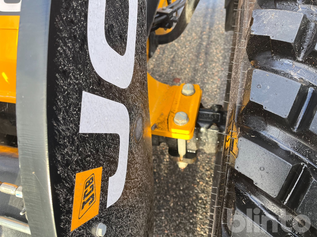 Utovarivač na kotačima JCB 409 SV AG Nordic Edition (Stage V): slika Utovarivač na kotačima JCB 409 SV AG Nordic Edition (Stage V)