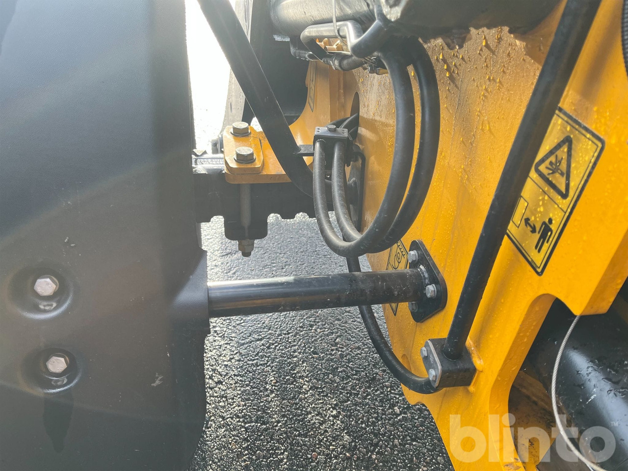 Utovarivač na kotačima JCB 409 SV AG Nordic Edition (Stage V): slika Utovarivač na kotačima JCB 409 SV AG Nordic Edition (Stage V)