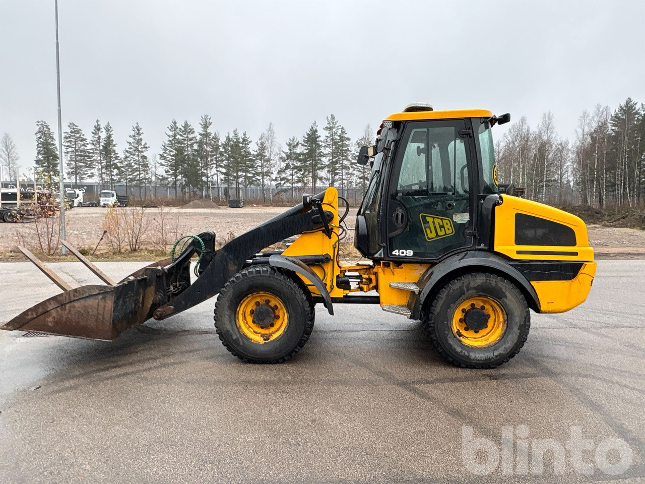 JCB 409 T4 - Utovarivač na kotačima: slika JCB 409 T4 - Utovarivač na kotačima JCB 409 T4 - Utovarivač na kotačima: slika JCB 409 T4 - Utovarivač na kotačima