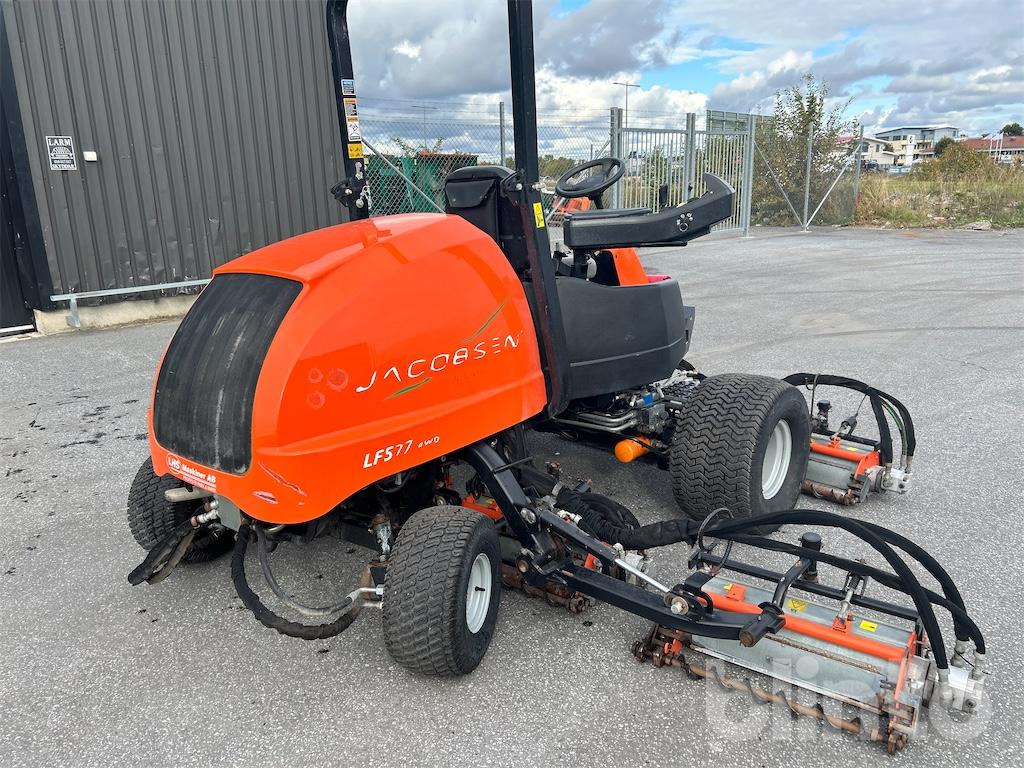 Jacobsen LF577 4WD - Vrtna kosilica: slika Jacobsen LF577 4WD - Vrtna kosilica Jacobsen LF577 4WD - Vrtna kosilica: slika Jacobsen LF577 4WD - Vrtna kosilica