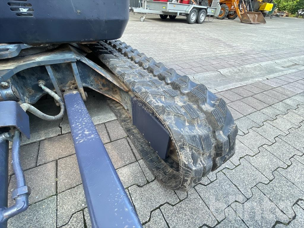 Mini bager KUBOTA KX101-3A2: slika Mini bager KUBOTA KX101-3A2