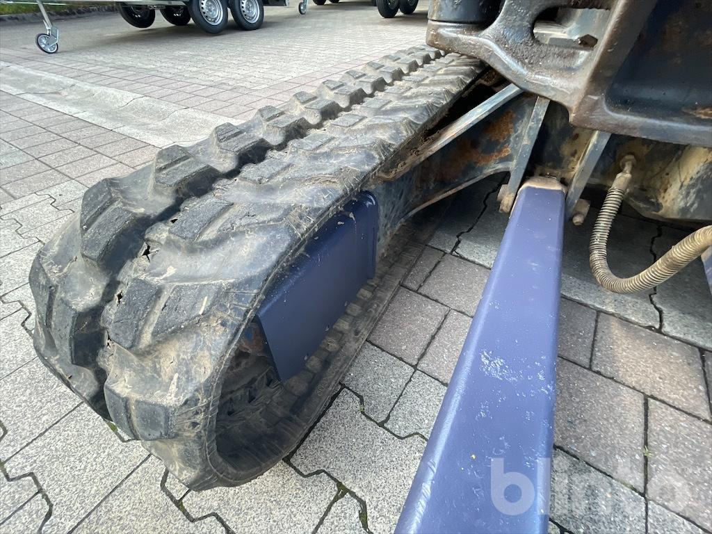 Mini bager KUBOTA KX101-3A2: slika Mini bager KUBOTA KX101-3A2