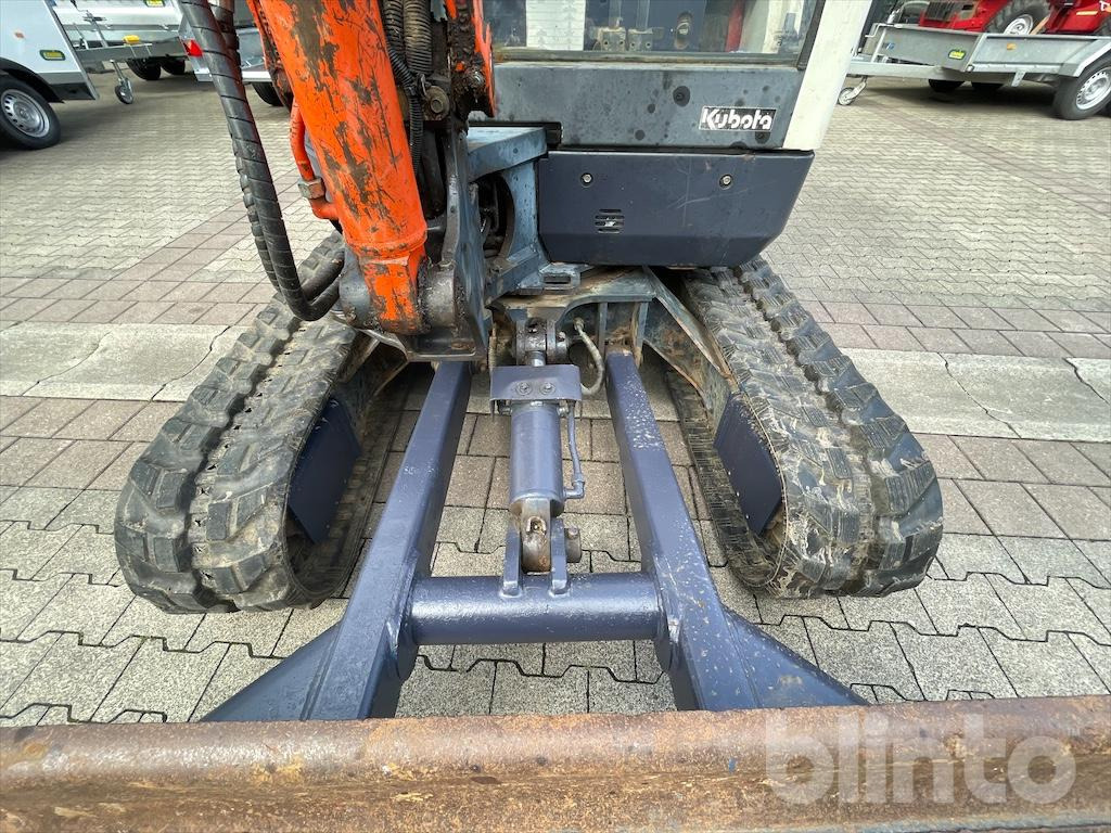 Mini bager KUBOTA KX101-3A2: slika Mini bager KUBOTA KX101-3A2