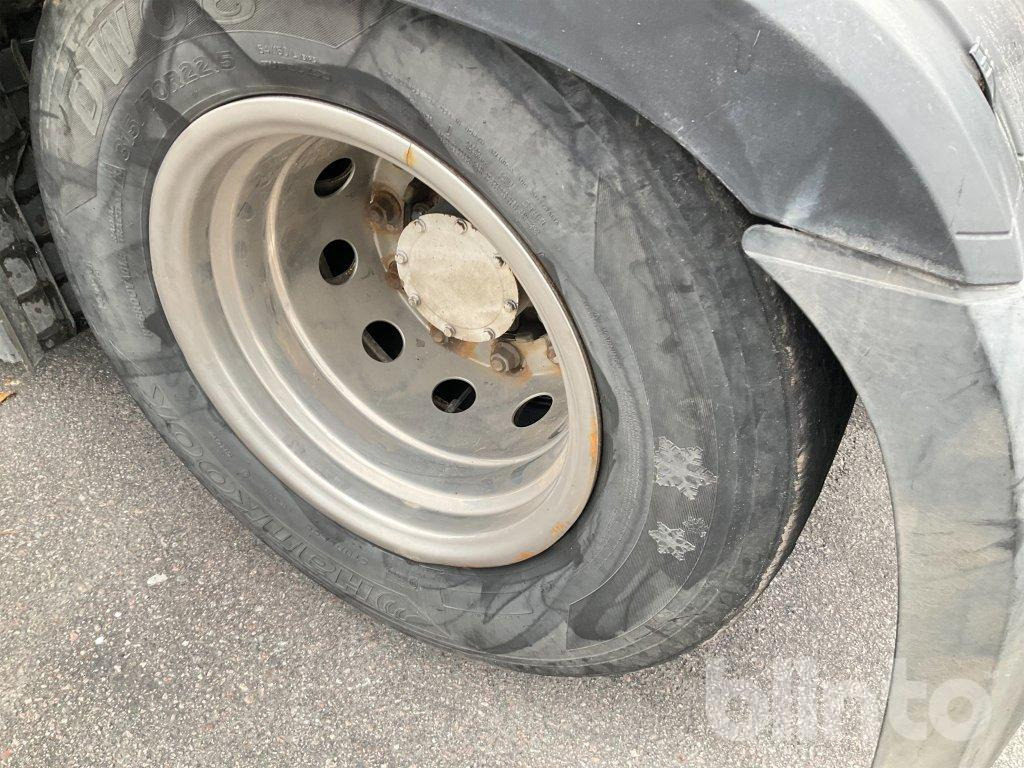 Kamion MERCEDES-BENZ: slika Kamion MERCEDES-BENZ