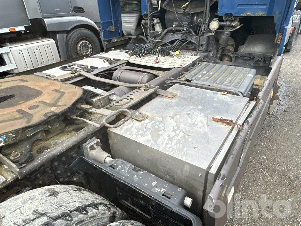 Kamion VOLVO: slika Kamion VOLVO