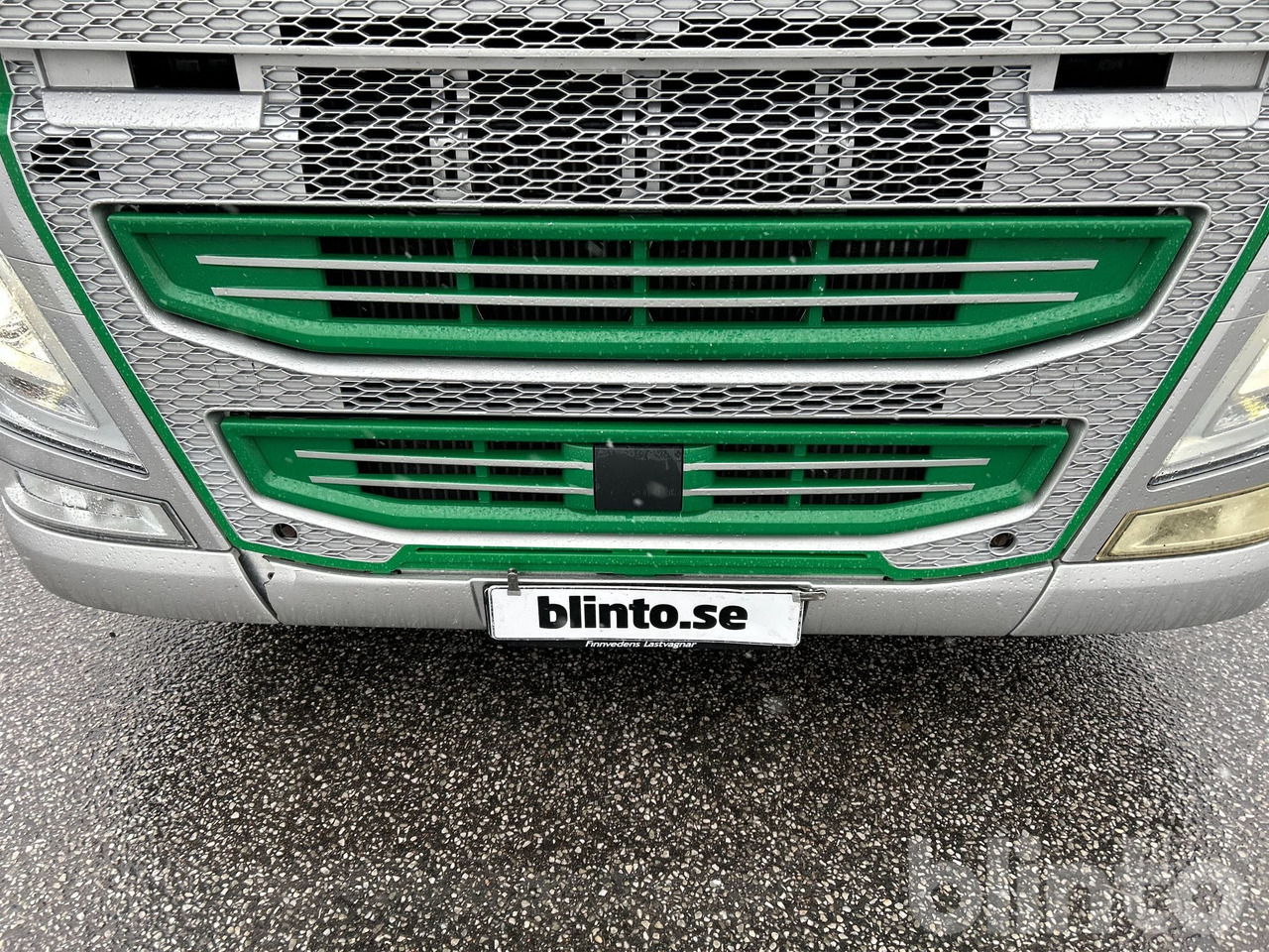 Kamion VOLVO: slika Kamion VOLVO