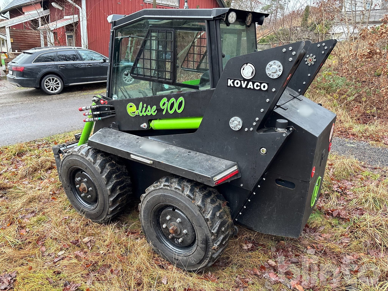 Kovaco Elise 900 - Mini utovarivač: slika Kovaco Elise 900 - Mini utovarivač Kovaco Elise 900 - Mini utovarivač: slika Kovaco Elise 900 - Mini utovarivač