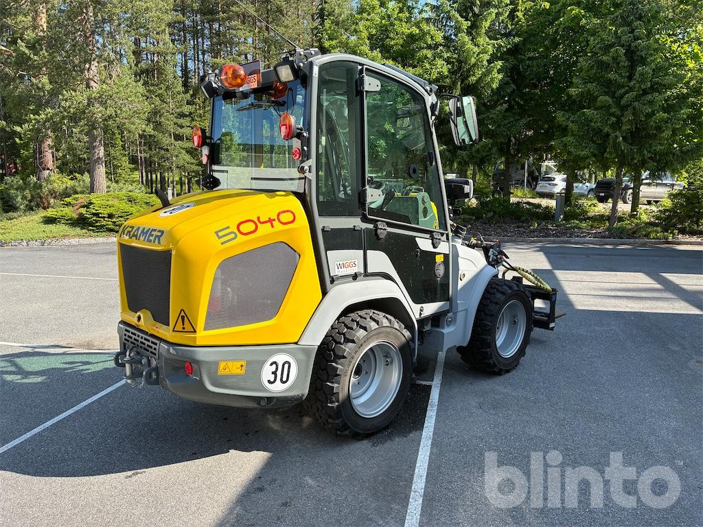 Kramer 5040 - Utovarivač na kotačima: slika Kramer 5040 - Utovarivač na kotačima Kramer 5040 - Utovarivač na kotačima: slika Kramer 5040 - Utovarivač na kotačima