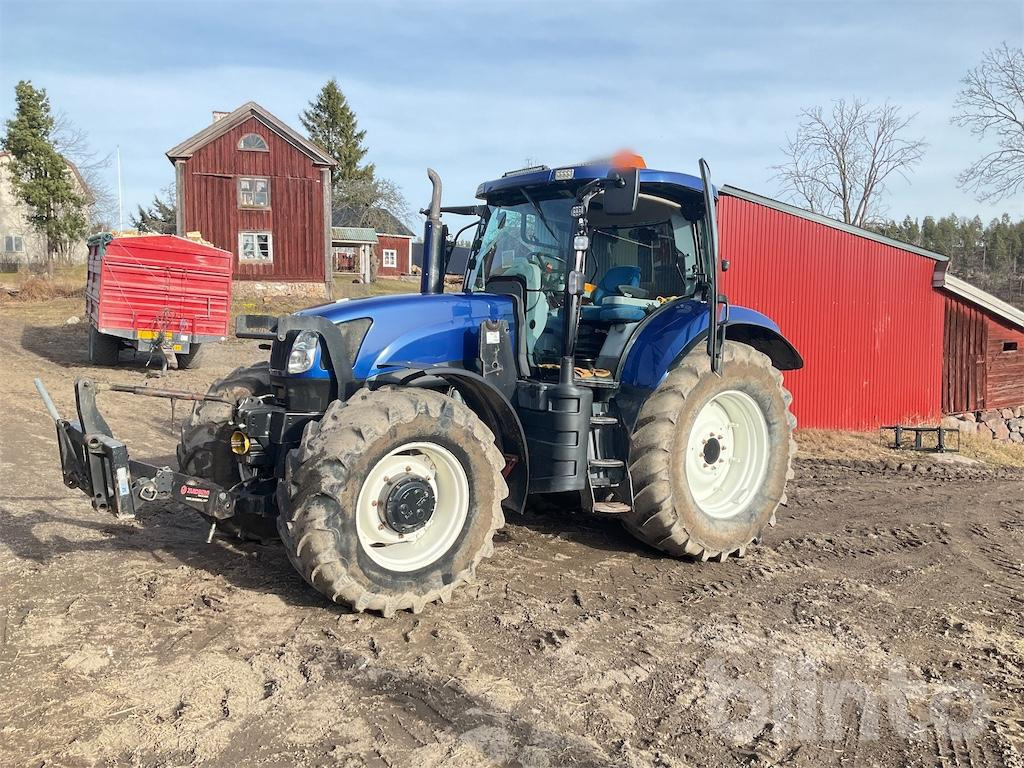 NEW HOLLAND T6080 - Traktor: slika NEW HOLLAND T6080 - Traktor NEW HOLLAND T6080 - Traktor: slika NEW HOLLAND T6080 - Traktor