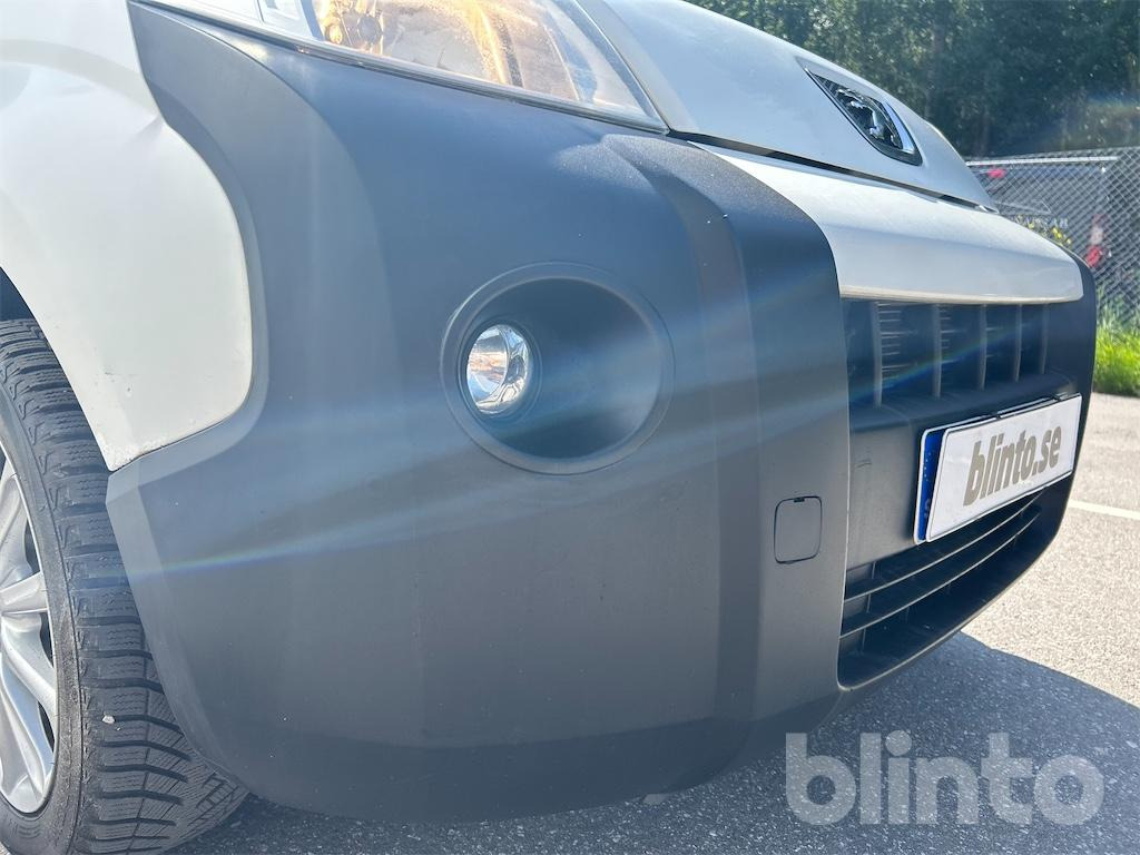 Furgon PEUGEOT BIPPER 1,4 HDI: slika Furgon PEUGEOT BIPPER 1,4 HDI