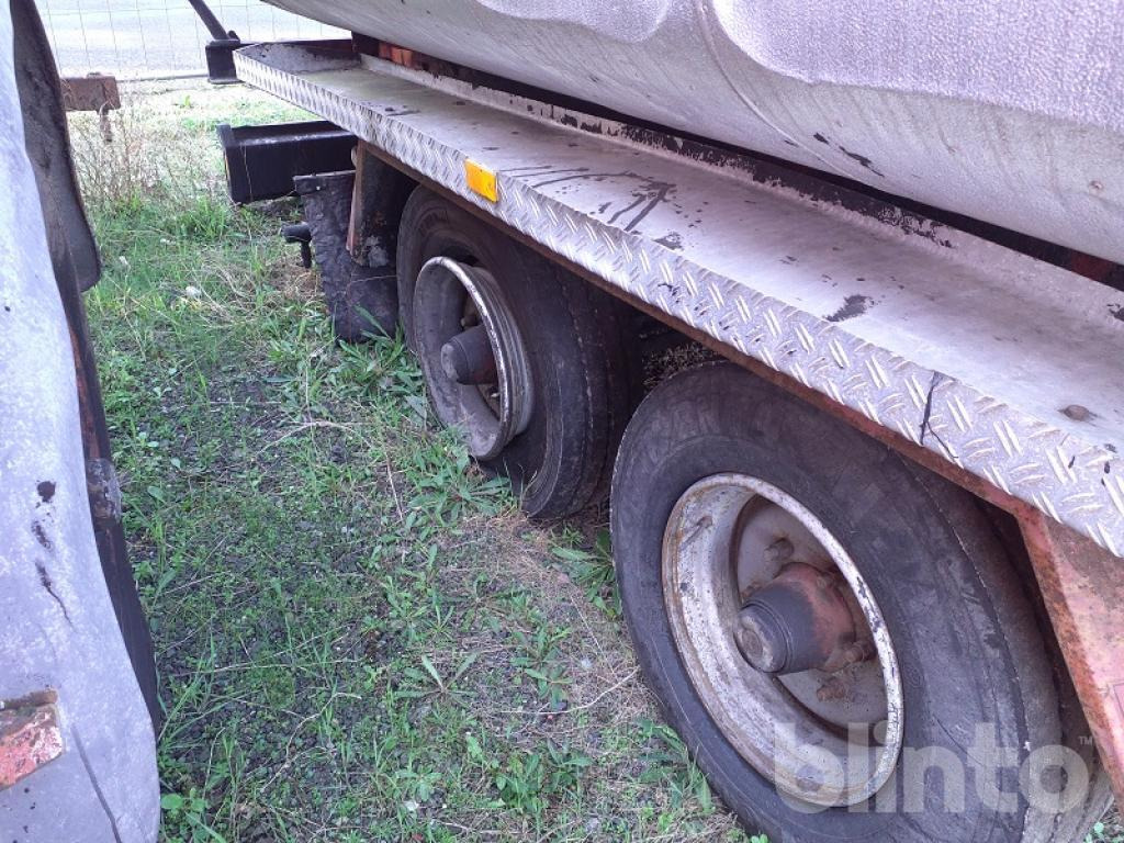 SCHÄFER FELLBACH ST6000T - Cisterna za gnojnicu: slika SCHÄFER FELLBACH ST6000T - Cisterna za gnojnicu SCHÄFER FELLBACH ST6000T - Cisterna za gnojnicu: slika SCHÄFER FELLBACH ST6000T - Cisterna za gnojnicu