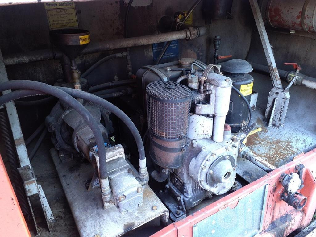 SCHÄFER FELLBACH ST6000T - Cisterna za gnojnicu: slika SCHÄFER FELLBACH ST6000T - Cisterna za gnojnicu SCHÄFER FELLBACH ST6000T - Cisterna za gnojnicu: slika SCHÄFER FELLBACH ST6000T - Cisterna za gnojnicu