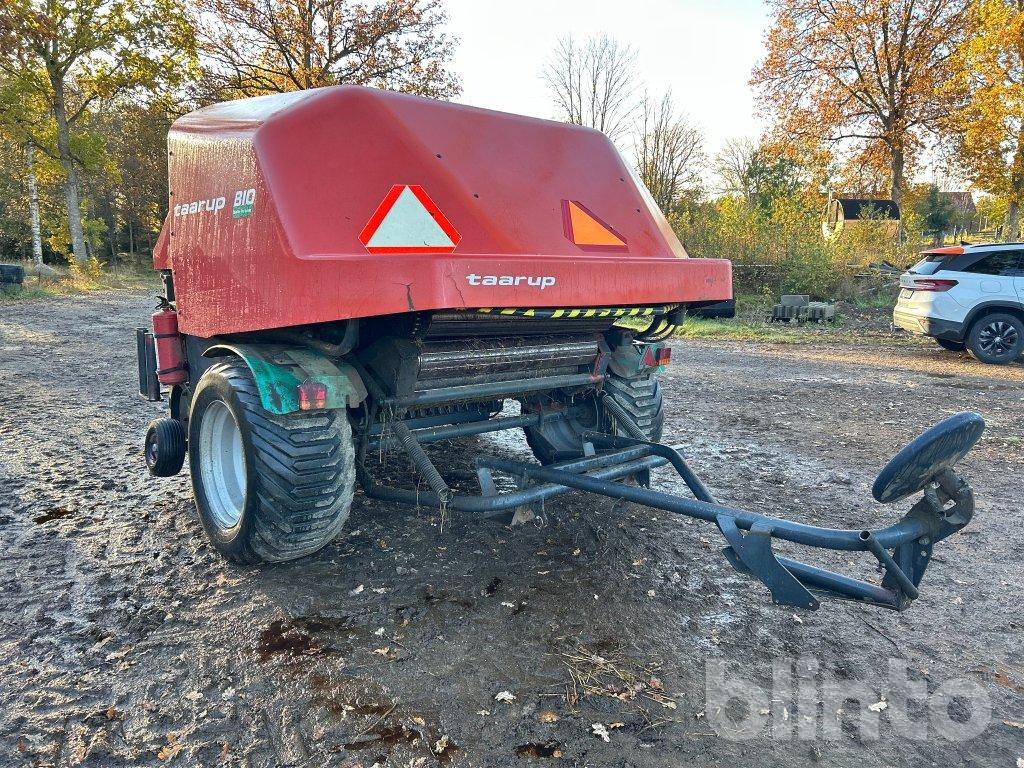 Taarup - Rolo balirka: slika Taarup - Rolo balirka Taarup - Rolo balirka: slika Taarup - Rolo balirka