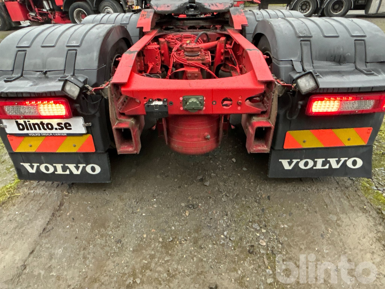 VOLVO FH 6*2 - Tegljač: slika VOLVO FH 6*2 - Tegljač VOLVO FH 6*2 - Tegljač: slika VOLVO FH 6*2 - Tegljač