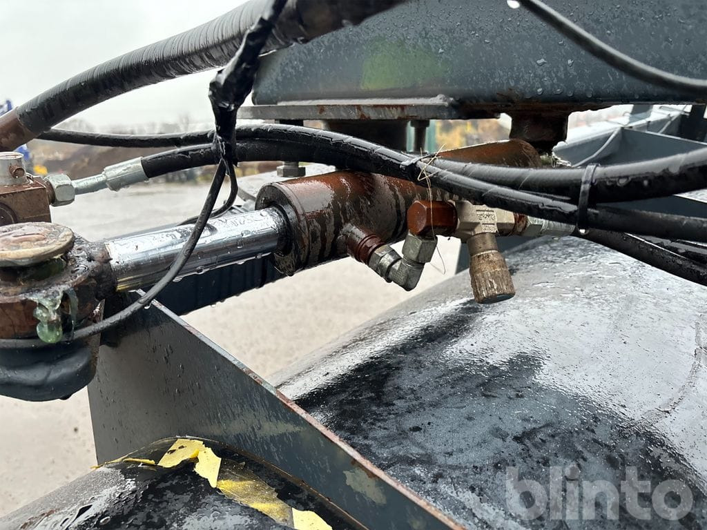 Metla UFO 3,5 Meter: slika Metla UFO 3,5 Meter