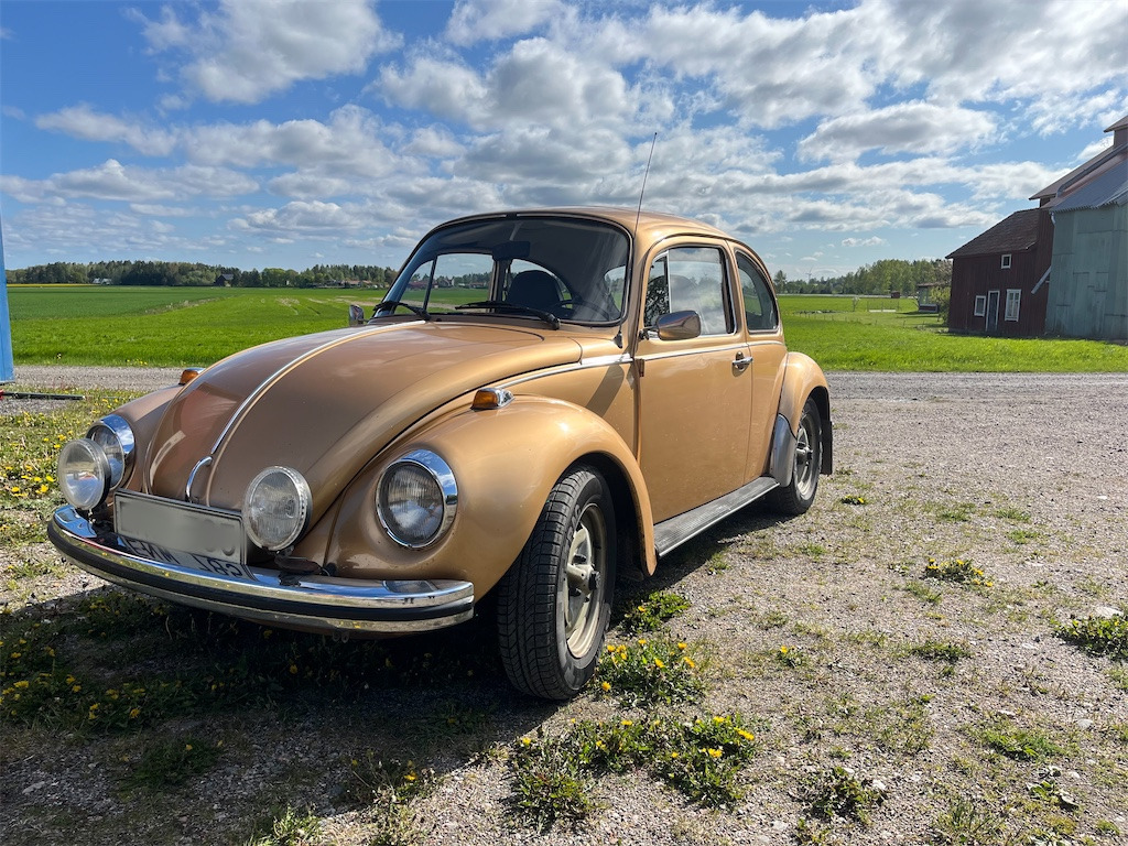 VOLKSWAGEN 1303 S 135031 - Automobil: slika VOLKSWAGEN 1303 S 135031 - Automobil VOLKSWAGEN 1303 S 135031 - Automobil: slika VOLKSWAGEN 1303 S 135031 - Automobil
