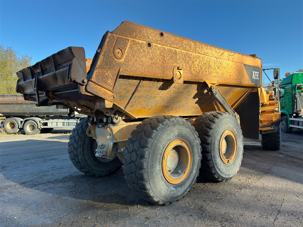 VOLVO A25E 6X6 - Zglobni istovarivač: slika VOLVO A25E 6X6 - Zglobni istovarivač VOLVO A25E 6X6 - Zglobni istovarivač: slika VOLVO A25E 6X6 - Zglobni istovarivač