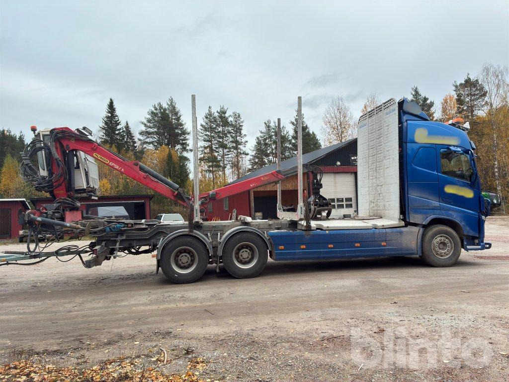VOLVO FH 64R - Kamion šumar, Kamion s kranom: slika VOLVO FH 64R - Kamion šumar, Kamion s kranom VOLVO FH 64R - Kamion šumar, Kamion s kranom: slika VOLVO FH 64R - Kamion šumar, Kamion s kranom