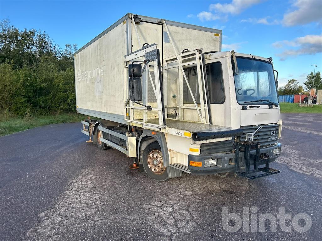 VOLVO FL608 J MNLAST 4*2 - Vozilo za catering: slika VOLVO FL608 J MNLAST 4*2 - Vozilo za catering VOLVO FL608 J MNLAST 4*2 - Vozilo za catering: slika VOLVO FL608 J MNLAST 4*2 - Vozilo za catering