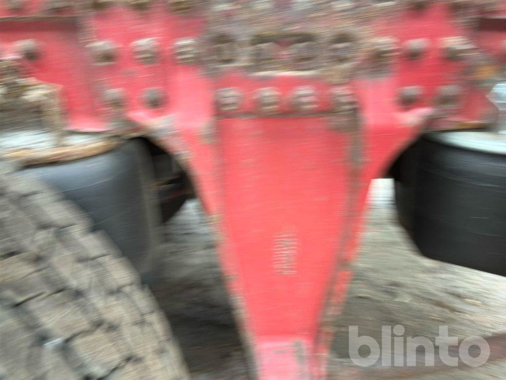 Kamion s kukastom dizalicom VOLVO FM9 6X2 med underbett: slika Kamion s kukastom dizalicom VOLVO FM9 6X2 med underbett