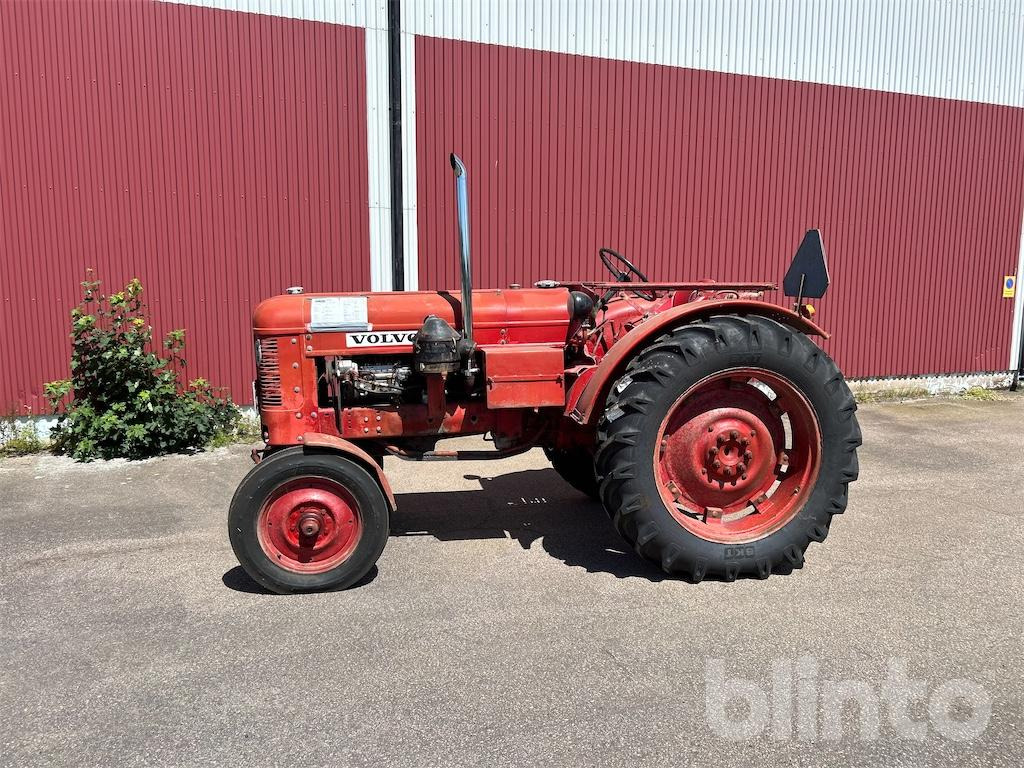 VOLVO T-31 - Traktor: slika VOLVO T-31 - Traktor VOLVO T-31 - Traktor: slika VOLVO T-31 - Traktor