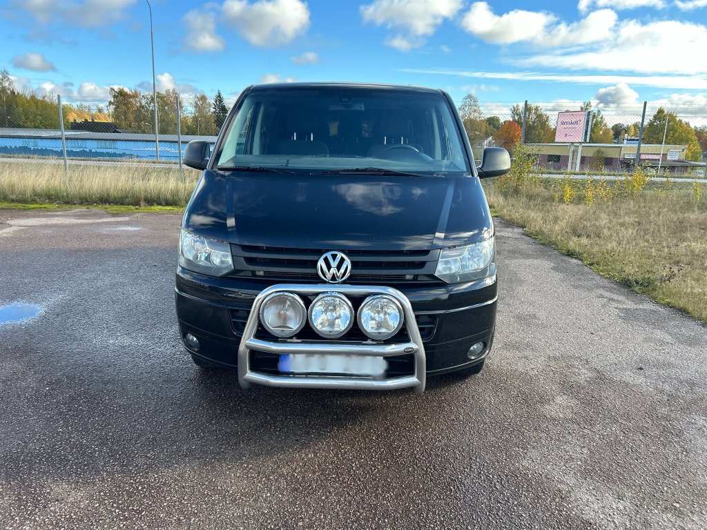 VW KOMBI 2,0 DSG - Dostavno vozilo s dvostrukom kabinom: slika VW KOMBI 2,0 DSG - Dostavno vozilo s dvostrukom kabinom VW KOMBI 2,0 DSG - Dostavno vozilo s dvostrukom kabinom: slika VW KOMBI 2,0 DSG - Dostavno vozilo s dvostrukom kabinom