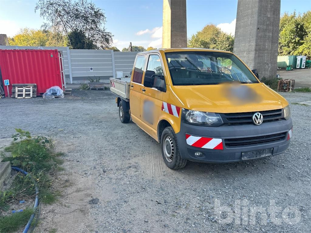 Volkswagen T5 (2010) - Dostavno vozilo s ravnom platformom, Dostavno vozilo s dvostrukom kabinom: slika Volkswagen T5 (2010) - Dostavno vozilo s ravnom platformom, Dostavno vozilo s dvostrukom kabinom Volkswagen T5 (2010) - Dostavno vozilo s ravnom platformom, Dostavno vozilo s dvostrukom kabinom: slika Volkswagen T5 (2010) - Dostavno vozilo s ravnom platformom, Dostavno vozilo s dvostrukom kabinom