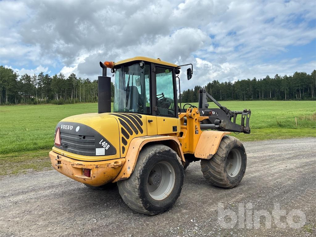 Volvo L40B - Utovarivač na kotačima: slika Volvo L40B - Utovarivač na kotačima Volvo L40B - Utovarivač na kotačima: slika Volvo L40B - Utovarivač na kotačima