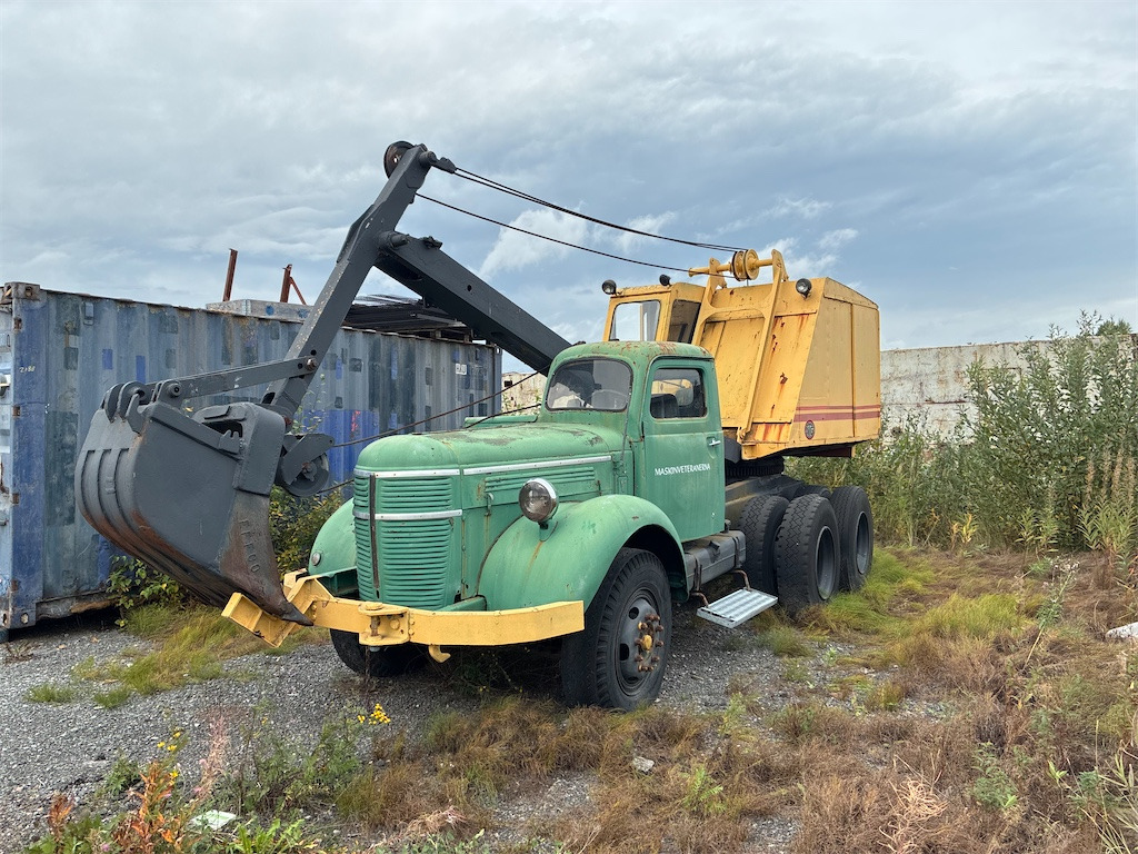 Volvo LV 248 med Åkerman 200 på flaket - Bager na kotačima: slika Volvo LV 248 med Åkerman 200 på flaket - Bager na kotačima Volvo LV 248 med Åkerman 200 på flaket - Bager na kotačima: slika Volvo LV 248 med Åkerman 200 på flaket - Bager na kotačima
