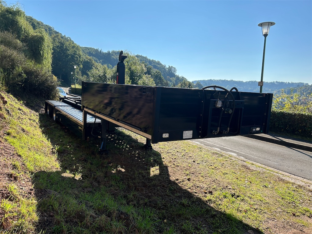 WABCO Trailer EBS-E Absetzvorrichtung mit Hakengerät, HIAB Multilift - Transporter kontejnera/ Poluprikolica s izmjenjivim sanducima: slika WABCO Trailer EBS-E Absetzvorrichtung mit Hakengerät, HIAB Multilift - Transporter kontejnera/ Poluprikolica s izmjenjivim sanducima WABCO Trailer EBS-E Absetzvorrichtung mit Hakengerät, HIAB Multilift - Transporter kontejnera/ Poluprikolica s izmjenjivim sanducima: slika WABCO Trailer EBS-E Absetzvorrichtung mit Hakengerät, HIAB Multilift - Transporter kontejnera/ Poluprikolica s izmjenjivim sanducima
