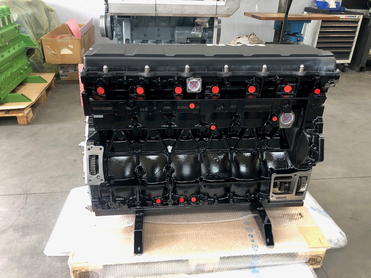 MOTORE ALLEGGERITO MAN D2066 EURO6 (camion) - Motor za Kamion: slika MOTORE ALLEGGERITO MAN D2066 EURO6 (camion) - Motor za Kamion MOTORE ALLEGGERITO MAN D2066 EURO6 (camion) - Motor za Kamion: slika MOTORE ALLEGGERITO MAN D2066 EURO6 (camion) - Motor za Kamion