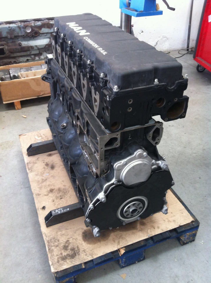 MOTORE MAN D2066LOH07 - 400CV - EURO 4 - Motor: slika MOTORE MAN D2066LOH07 - 400CV - EURO 4 - Motor MOTORE MAN D2066LOH07 - 400CV - EURO 4 - Motor: slika MOTORE MAN D2066LOH07 - 400CV - EURO 4 - Motor