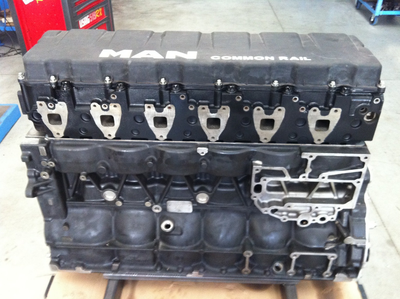 MOTORE MAN D2066LOH07 - 400CV - EURO 4 - Motor: slika MOTORE MAN D2066LOH07 - 400CV - EURO 4 - Motor MOTORE MAN D2066LOH07 - 400CV - EURO 4 - Motor: slika MOTORE MAN D2066LOH07 - 400CV - EURO 4 - Motor