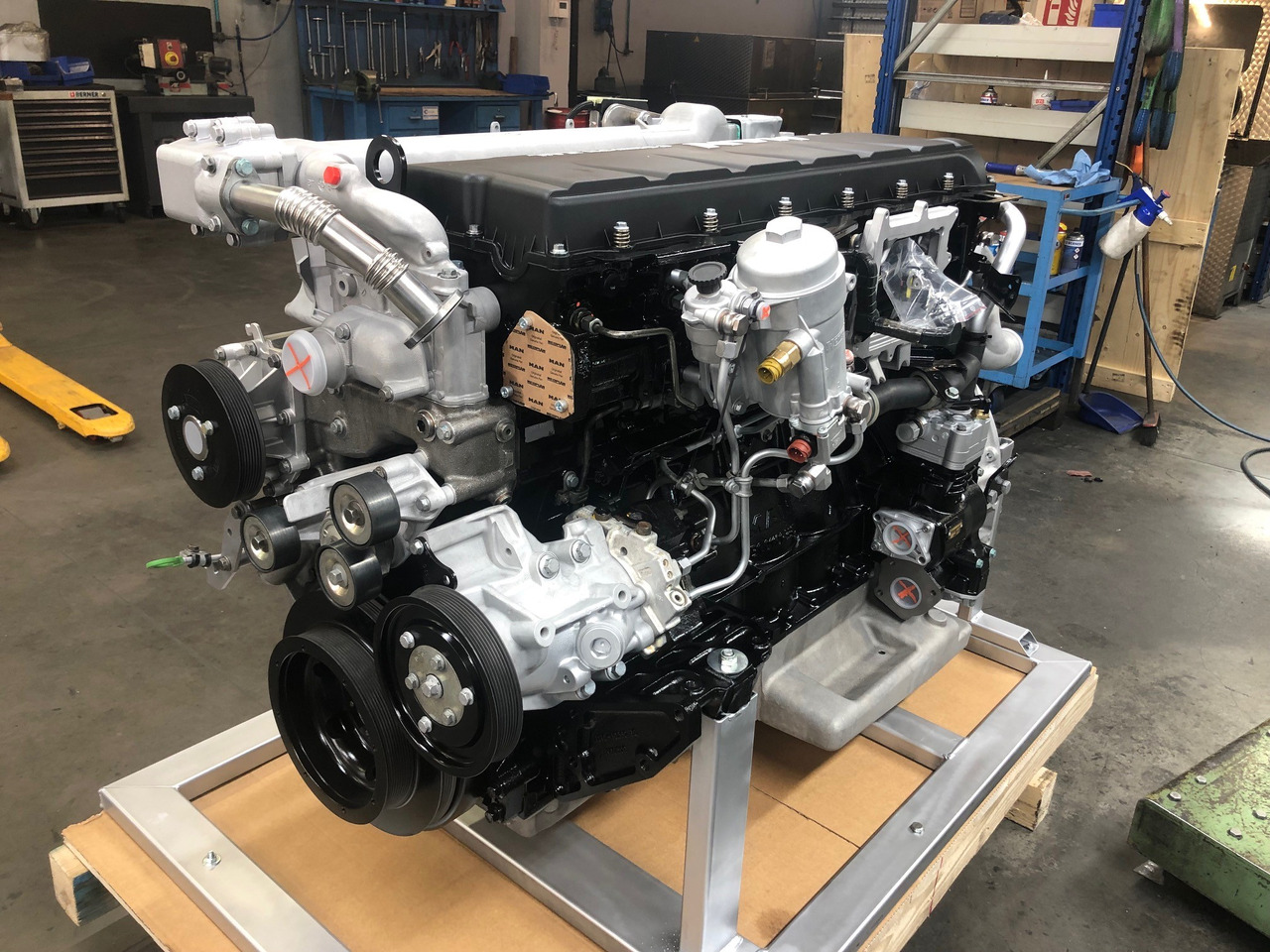 MOTORE MAN D2066LOH07 / MAN D2066 LOH07 - Motor: slika MOTORE MAN D2066LOH07 / MAN D2066 LOH07 - Motor MOTORE MAN D2066LOH07 / MAN D2066 LOH07 - Motor: slika MOTORE MAN D2066LOH07 / MAN D2066 LOH07 - Motor