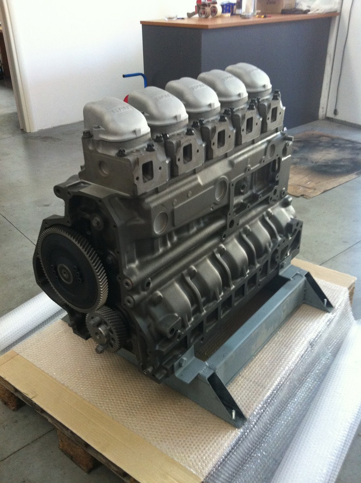 MOTORE MAN D2865LOH07 - Motor: slika MOTORE MAN D2865LOH07 - Motor MOTORE MAN D2865LOH07 - Motor: slika MOTORE MAN D2865LOH07 - Motor