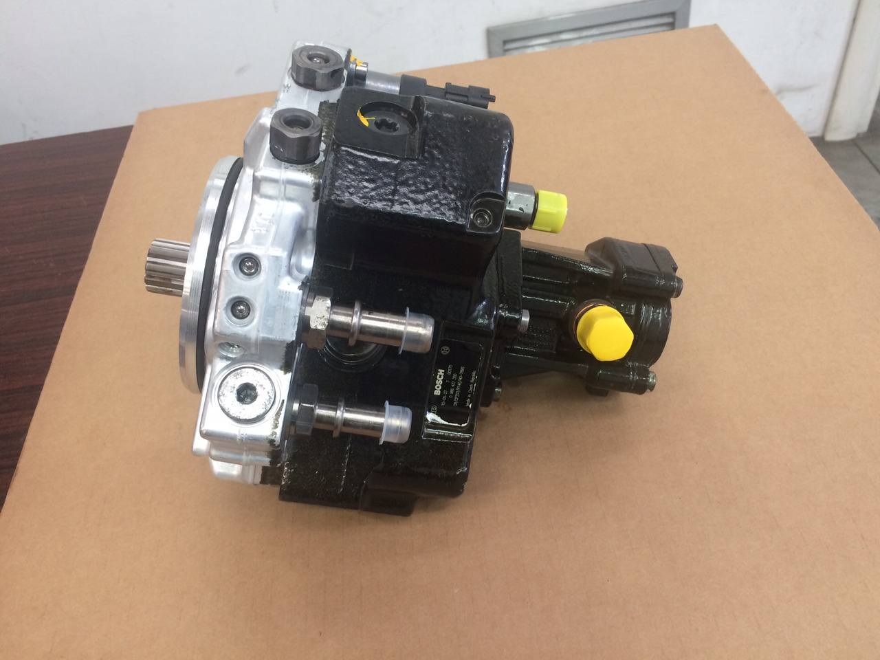 POMPA CARBURANTE ALTA PRESSIONE CP3.4+ / MOTORI MAN D2066 - D2676 - Pumpa goriva za Kamion: slika POMPA CARBURANTE ALTA PRESSIONE CP3.4+ / MOTORI MAN D2066 - D2676 - Pumpa goriva za Kamion POMPA CARBURANTE ALTA PRESSIONE CP3.4+ / MOTORI MAN D2066 - D2676 - Pumpa goriva za Kamion: slika POMPA CARBURANTE ALTA PRESSIONE CP3.4+ / MOTORI MAN D2066 - D2676 - Pumpa goriva za Kamion