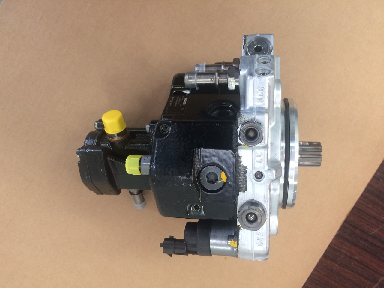 POMPA CARBURANTE ALTA PRESSIONE CP3.4+ / MOTORI MAN D2066 - D2676 - Pumpa goriva za Kamion: slika POMPA CARBURANTE ALTA PRESSIONE CP3.4+ / MOTORI MAN D2066 - D2676 - Pumpa goriva za Kamion POMPA CARBURANTE ALTA PRESSIONE CP3.4+ / MOTORI MAN D2066 - D2676 - Pumpa goriva za Kamion: slika POMPA CARBURANTE ALTA PRESSIONE CP3.4+ / MOTORI MAN D2066 - D2676 - Pumpa goriva za Kamion
