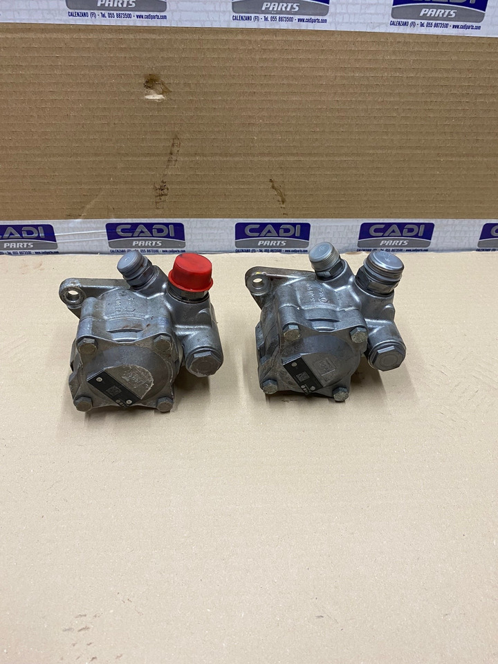 POMPA IDRAULICA MAN 81471016136 - Hidraulična pumpa: slika POMPA IDRAULICA MAN 81471016136 - Hidraulična pumpa POMPA IDRAULICA MAN 81471016136 - Hidraulična pumpa: slika POMPA IDRAULICA MAN 81471016136 - Hidraulična pumpa