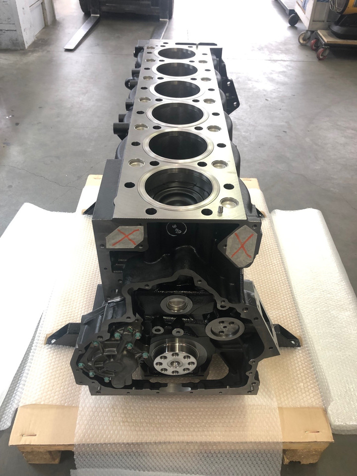 SHORTBLOCK MAN D2066 EURO 6c (camion) - Blok cilindra za Kamion: slika SHORTBLOCK MAN D2066 EURO 6c (camion) - Blok cilindra za Kamion SHORTBLOCK MAN D2066 EURO 6c (camion) - Blok cilindra za Kamion: slika SHORTBLOCK MAN D2066 EURO 6c (camion) - Blok cilindra za Kamion