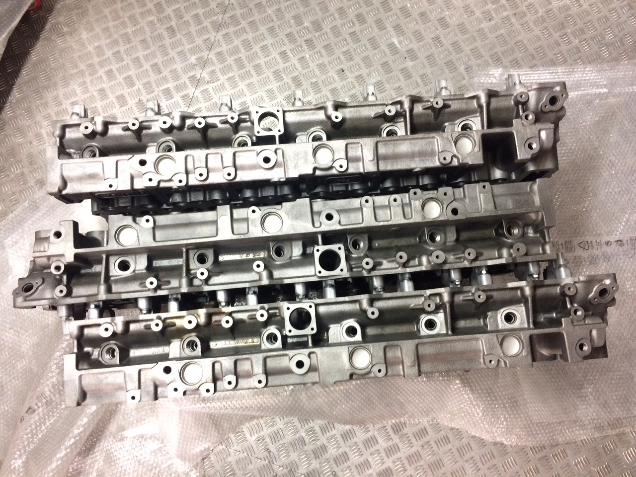 Glava cilindra TESTATA MAN D2066 / D2676 - EURO 6 - 85HZ: slika Glava cilindra TESTATA MAN D2066 / D2676 - EURO 6 - 85HZ