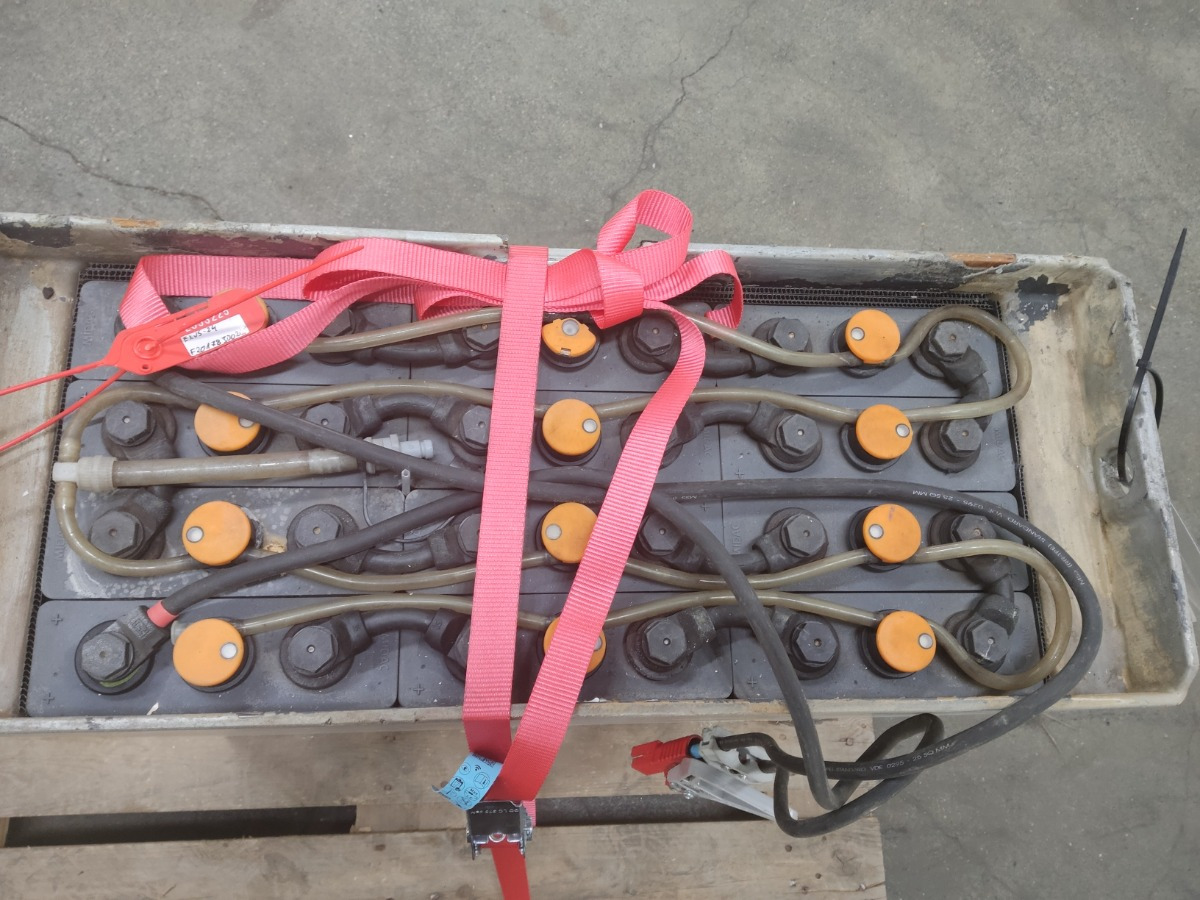 Avb 24V465AH - Akumulator za Oprema za rukovanje materijalima: slika Avb 24V465AH - Akumulator za Oprema za rukovanje materijalima Avb 24V465AH - Akumulator za Oprema za rukovanje materijalima: slika Avb 24V465AH - Akumulator za Oprema za rukovanje materijalima