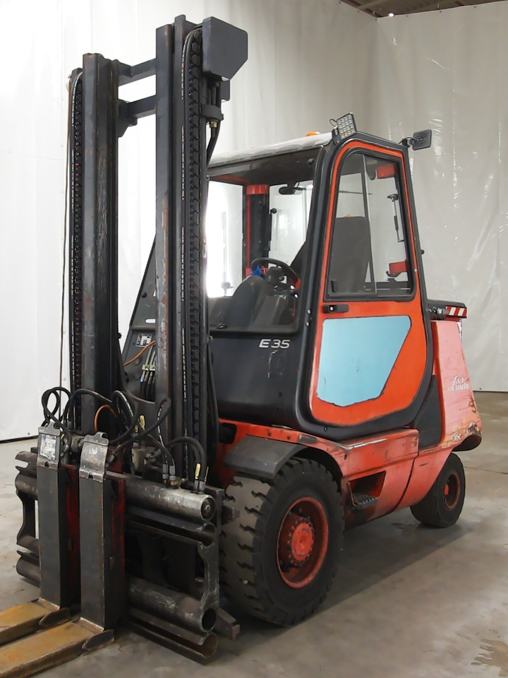 Linde E35P - Električni viličar: slika Linde E35P - Električni viličar Linde E35P - Električni viličar: slika Linde E35P - Električni viličar