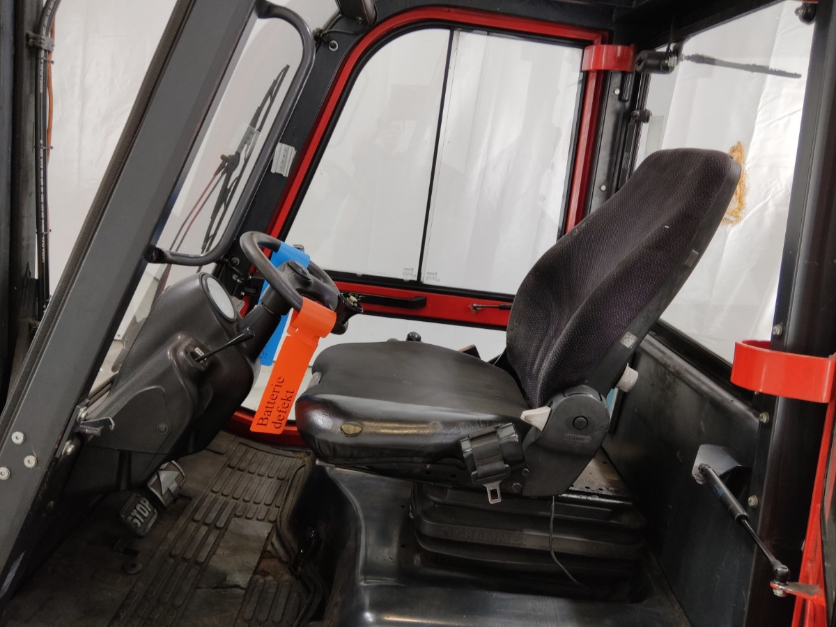 Linde E35P - Električni viličar: slika Linde E35P - Električni viličar Linde E35P - Električni viličar: slika Linde E35P - Električni viličar