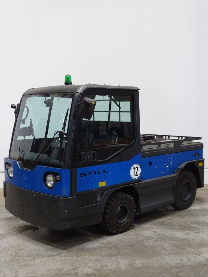 Linde P250 - Vučni traktor: slika Linde P250 - Vučni traktor Linde P250 - Vučni traktor: slika Linde P250 - Vučni traktor