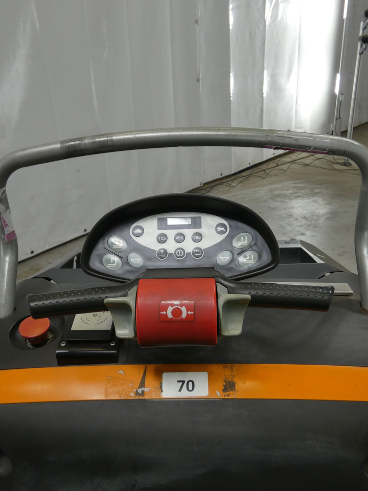 Still EXU-S24/520MM/2400MM - Paletni viličar: slika Still EXU-S24/520MM/2400MM - Paletni viličar Still EXU-S24/520MM/2400MM - Paletni viličar: slika Still EXU-S24/520MM/2400MM - Paletni viličar