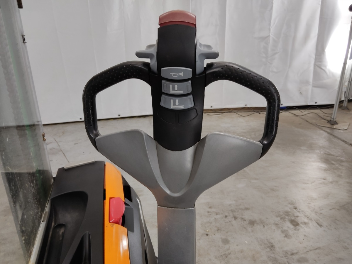 Still EXV12 - Slagač stoga: slika Still EXV12 - Slagač stoga Still EXV12 - Slagač stoga: slika Still EXV12 - Slagač stoga