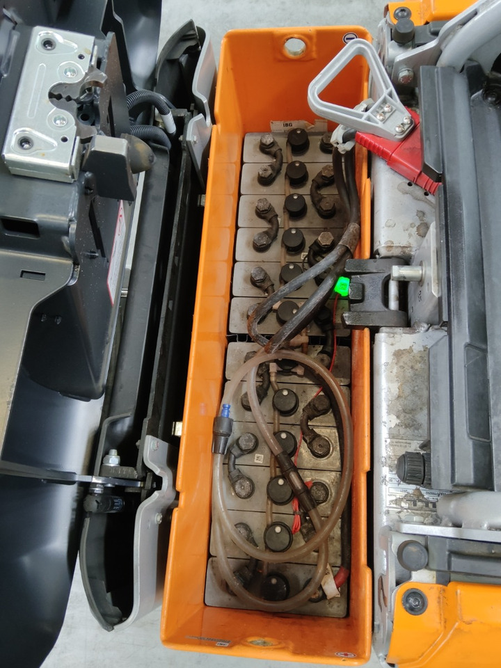 Still LTX50 - Vučni traktor: slika Still LTX50 - Vučni traktor Still LTX50 - Vučni traktor: slika Still LTX50 - Vučni traktor